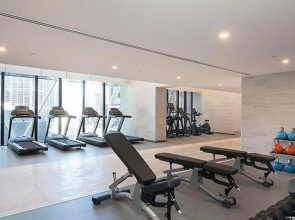 Spectacular High level 2BR apt in Melbourne CBD