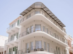 Plānis Str Urban Suites by Semavi