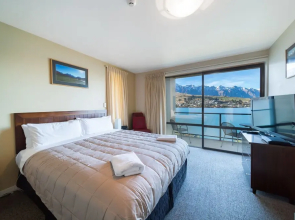 Lakeside by Harcourts