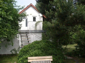 Cozy Holiday Home in Brandenburg near Lake