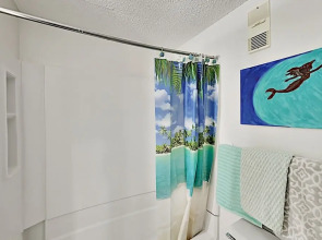 Mbr1617c 2 Bedroom Condo