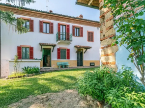 Beautiful Home in Vignale Monferrato With Wifi and 4 Bedrooms