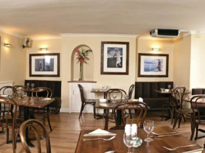 Gullivers Hotel - B&B