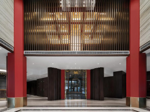 Minshan Lhasa Grand Hotel