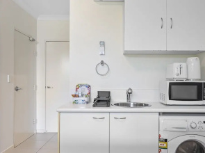 Comfy Studio Apartment in Marcoola Beach