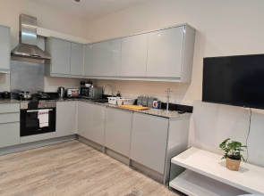 The Norfolk Spacious 1 bedroom Apartment