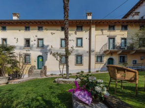 R  B Borgo Di Calmasino