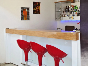 Tanik Hotel