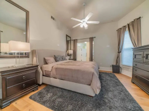 1890 s Modern Victorian in the Heart of Sacramento