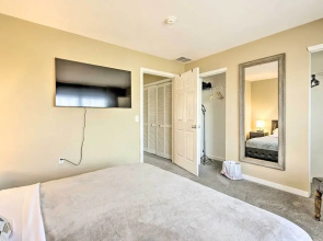 1 Mi to Beach & Casinos: Home in Atlantic City!