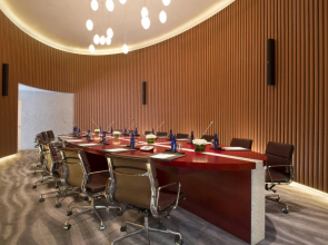 HUALUXE Shanghai Twelve at Hengshan by IHG