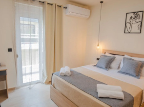 Calliope's Rhodes City Comfort