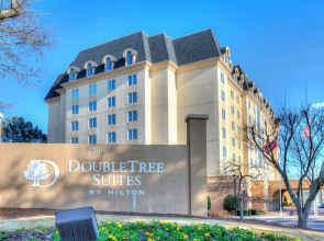 Doubletree Suites by Hilton at The Battery Atlanta