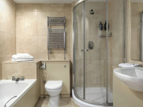 Ramada by Wyndham Cheltenham