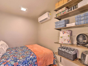 Luxe Route 66 Getaway w/ A/C in Downtown Williams!
