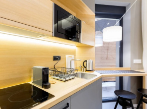 Teanna Lux Apartments