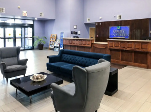 Comfort Inn & Suites
