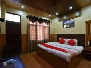OYO 24828 Hotel Akshay