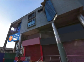 Hotel Lals Plaza
