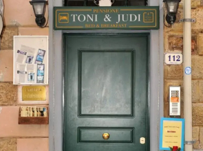 Bed and Breakfast Toni and Judi