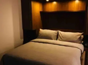 Westone Suite710-hosted by Sweetstay