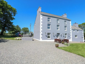 Newton West Farm
