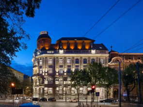 BANKHOTEL