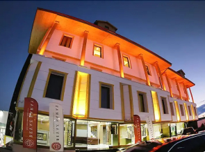 Beyaz Saray Otel