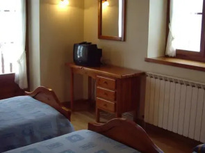 Pensión María Ademá