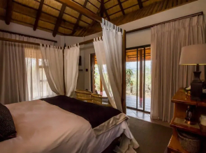 Mpeti Lodge
