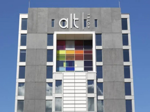 Alt Hotel Toronto Airport