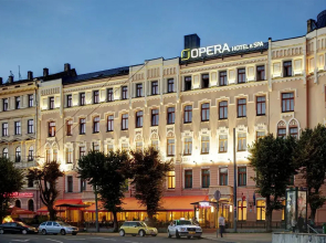Opera Hotel