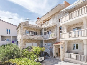Amazing Home in Duce With Wifi and 2 Bedrooms