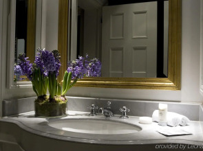 Schlosshotel Berlin By Patrick Hellmann