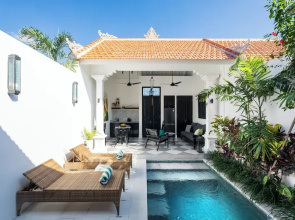 Villa Martini Beachside 2