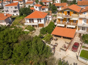 Apartments Rogoznička Oaza