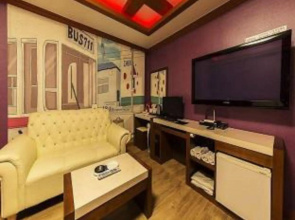 Academy Motel