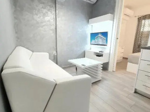 Lux apartment 13 with yard in the heart of Athens