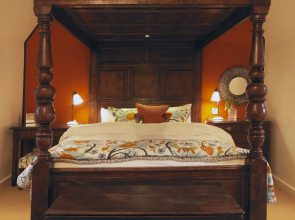 Bear of Rodborough Hotel