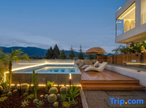 Lijiang Yunlai Snow Mountain Panoramic Resort Homestay