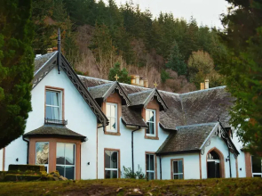 Foyers Lodge