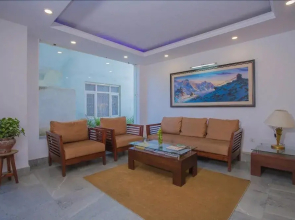 OYO 244 Tensar hotel