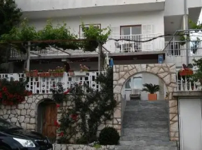 Apartment Lopar