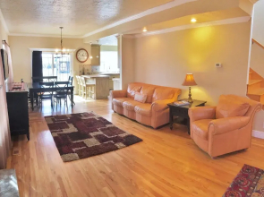 Huge 5-BR Home Just South of the City