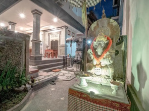 Three Dewis Guest House