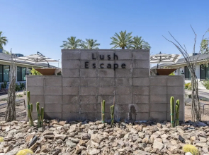 Ash & Ko Boutique Lodging