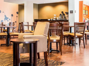Sleep Inn & Suites