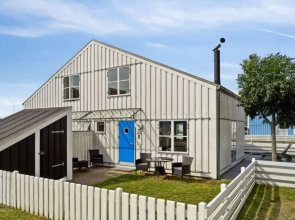 "Annlis" - 5m from the sea in Djursland and Mols