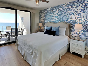 Pelican Pointe by Wyndham Vacation Rentals