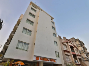 Oyo 37230 Yashraj Hotel